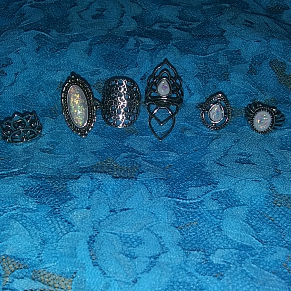 Set of 6 rings
